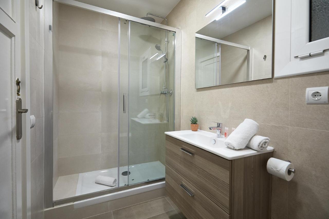 Апартаменты Bbarcelona Calabria Flat Экстерьер фото