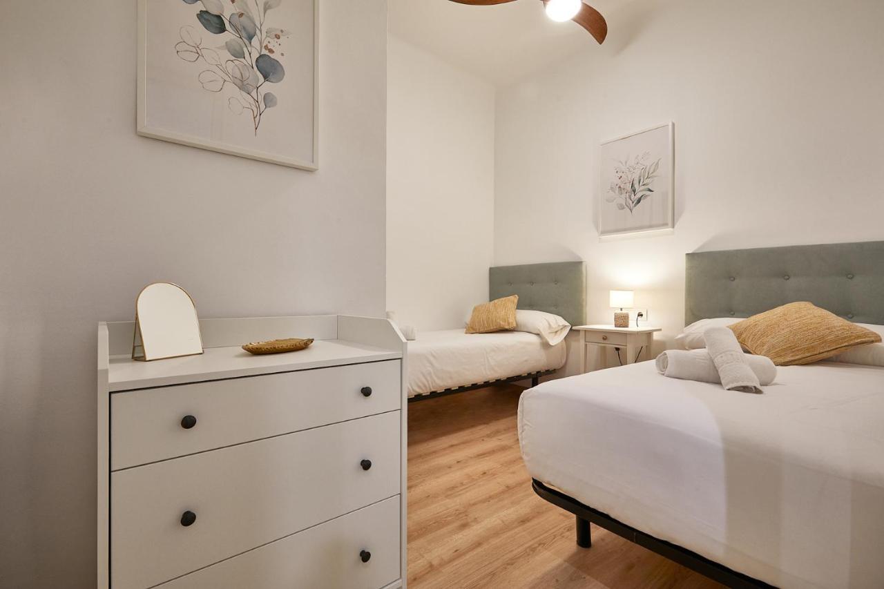 Апартаменты Bbarcelona Calabria Flat Экстерьер фото