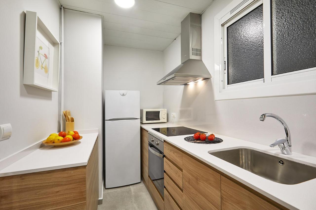 Апартаменты Bbarcelona Calabria Flat Экстерьер фото